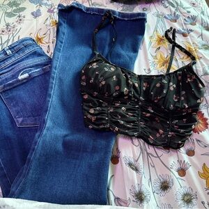 Black shirt, Jeans